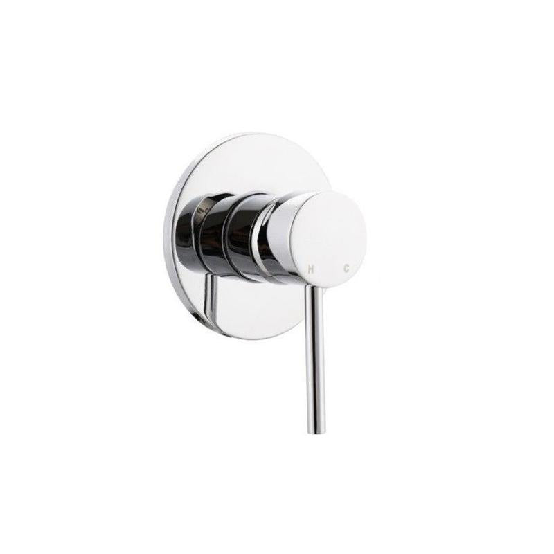 Radius shower mixer